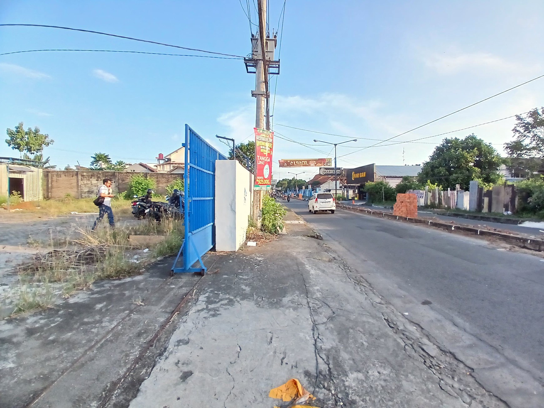 Disewakan Gudang 1397 meter Persegi Lokasi Strategis Dekat Pasar STAN Maguwoharjo Depok Sleman