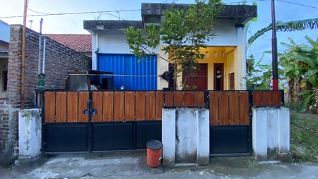 Rumah Minimalis 2 Lantai Lokasi Strategis di Pleret Bantul 