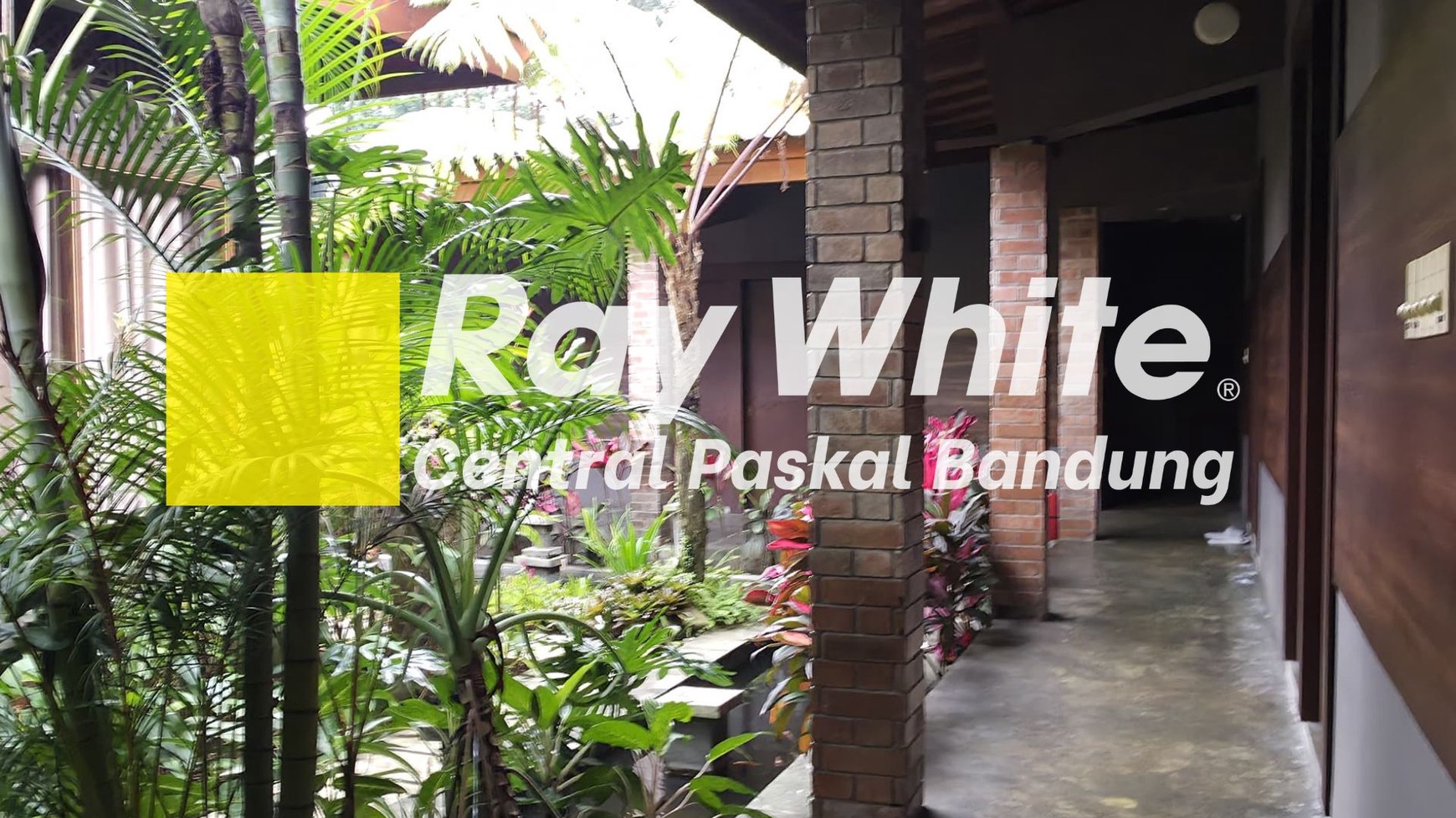 Rumah Usaha di Mainroad Sukajadi Bandung
