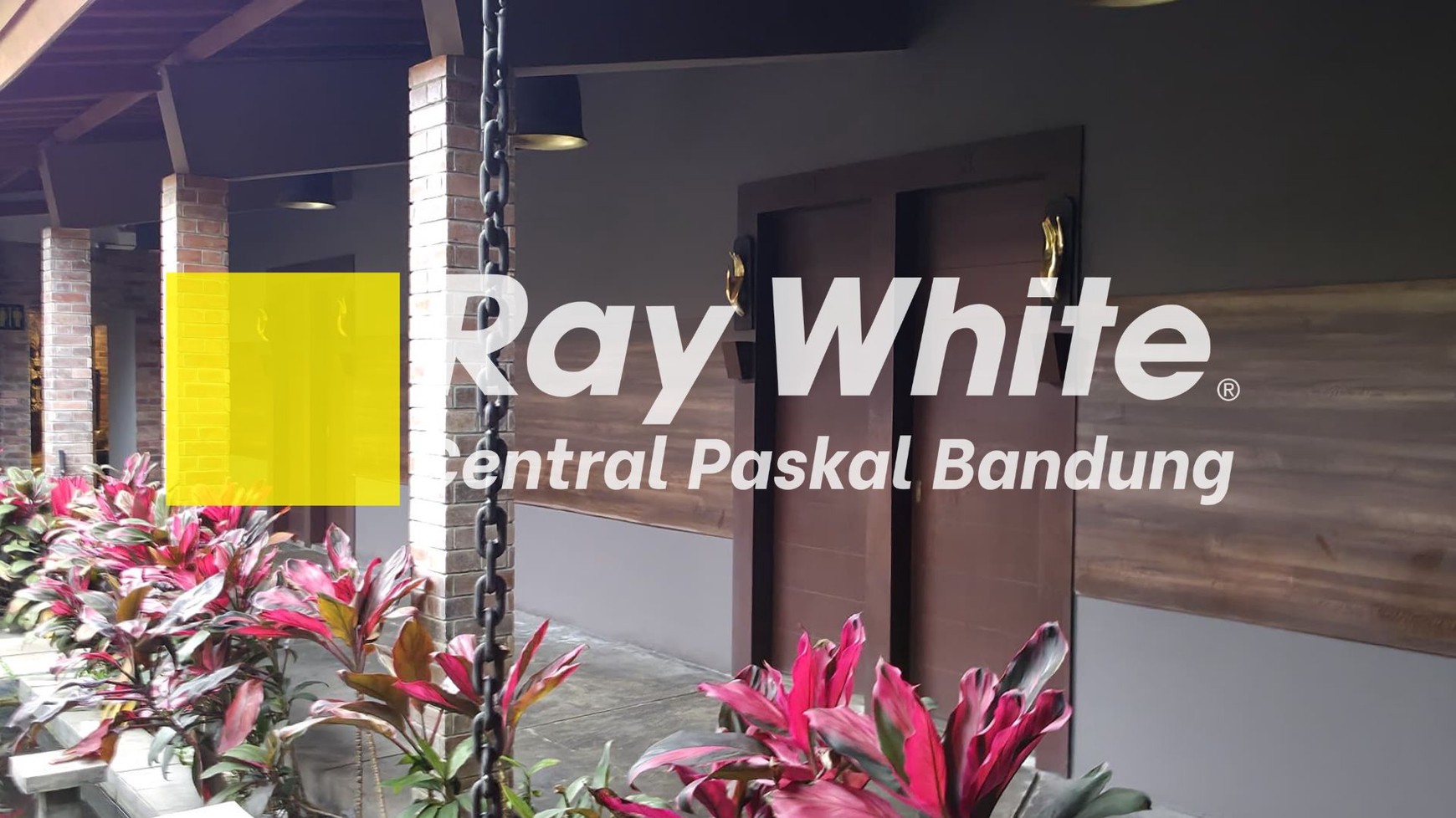 Rumah Usaha di Mainroad Sukajadi Bandung
