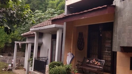 Rumah dalam Cluster, 2 Lantai, bebas banjir di Cinere