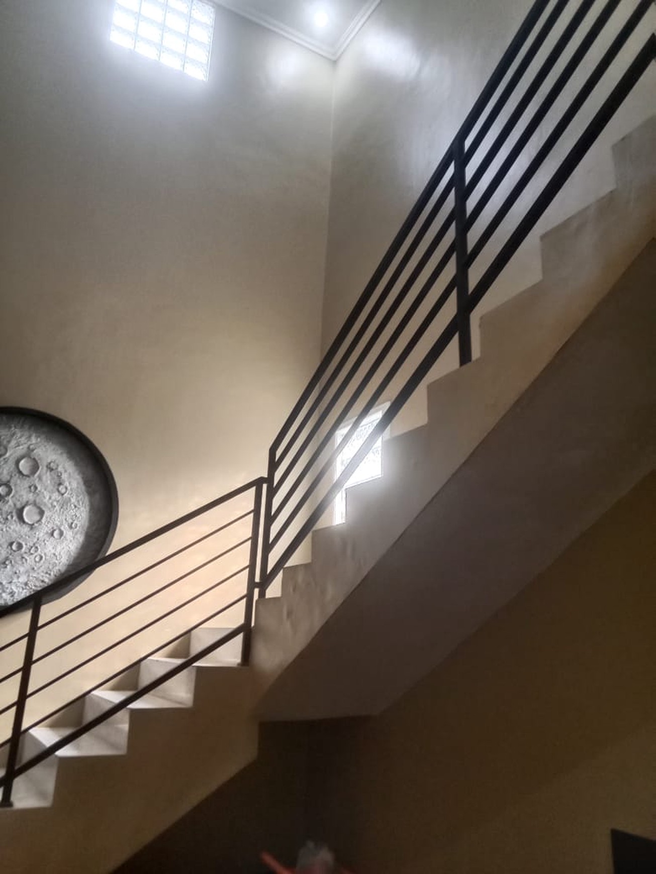 Rumah Tinggal 2 Lantai Semi Furnish Lokasi Balecatur Gamping Sleman 