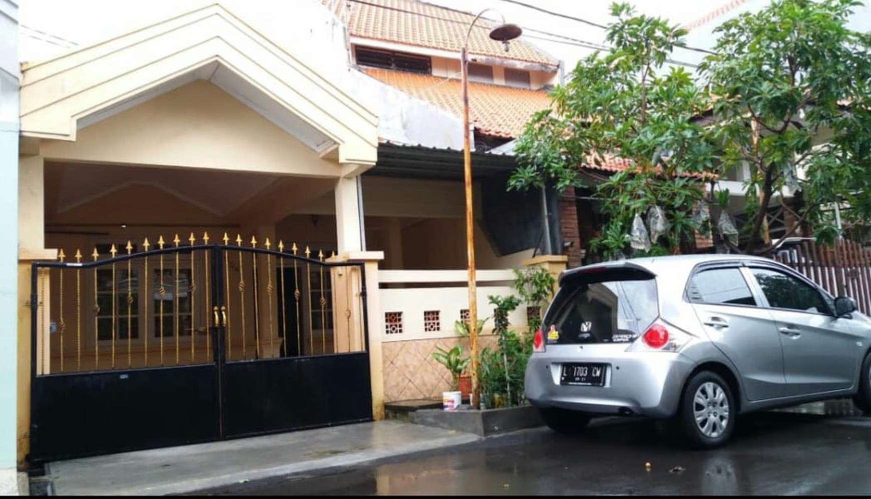 1941. Dijual Rumah Wisma Medokan Tengah Surabaya Timur (Blkg Gedung Graha YKP)