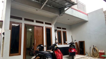 Rumah 2  Lantai, bebas Banjir di Cinere