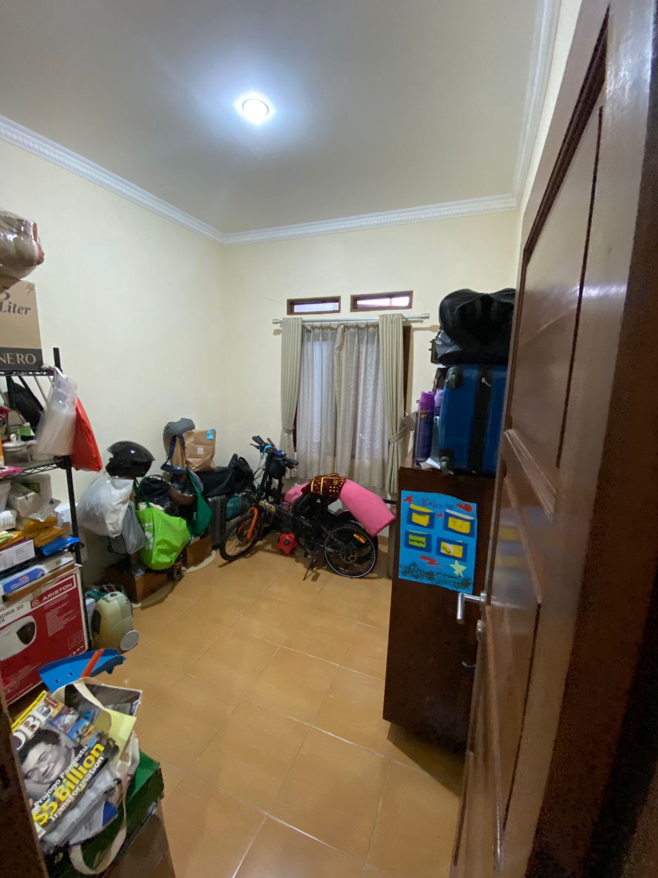 Rumah 2  Lantai, bebas Banjir di Cinere