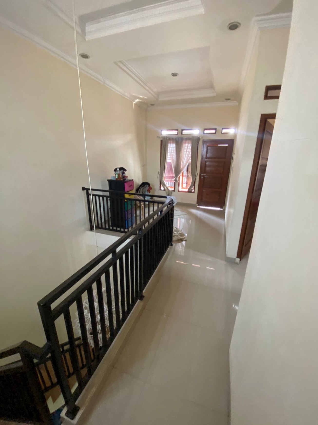 Rumah 2  Lantai, bebas Banjir di Cinere