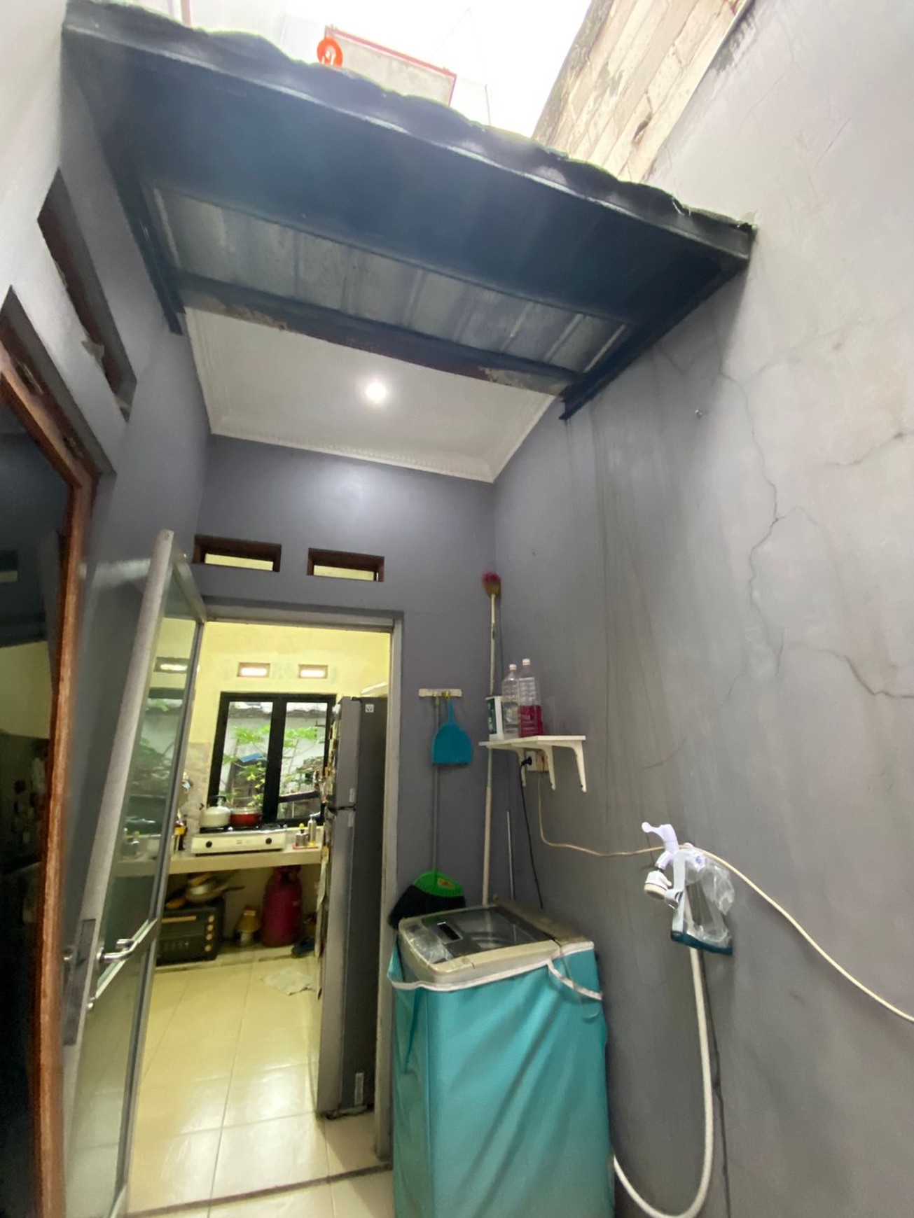 Rumah 2  Lantai, bebas Banjir di Cinere