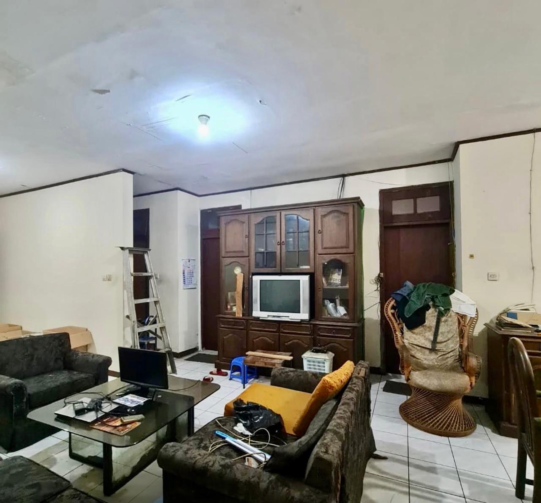 Rumah Hitung Tanah dengan Lokasi Strategis @Kebayoran Lama
