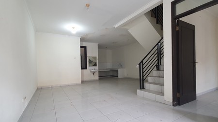 Rumah Gading Arcadia lebar 6, modern minimalis, fully renovated, di kompleks yang rapih dan tenang di Kelapa Gading