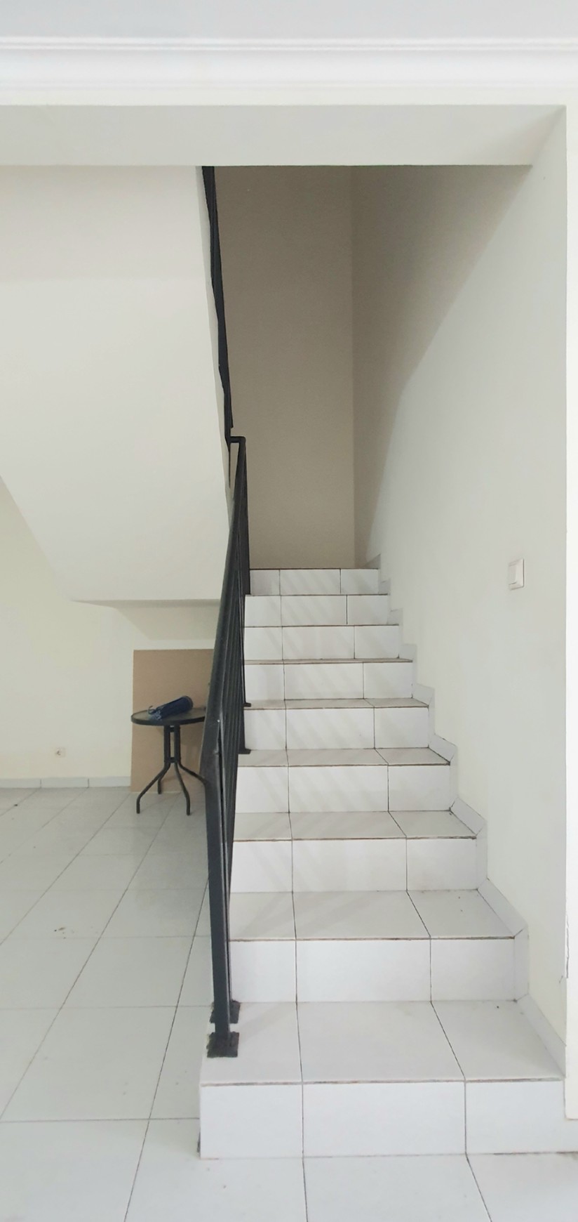 Rumah Gading Arcadia lebar 6, modern minimalis, fully renovated, di kompleks yang rapih dan tenang di Kelapa Gading