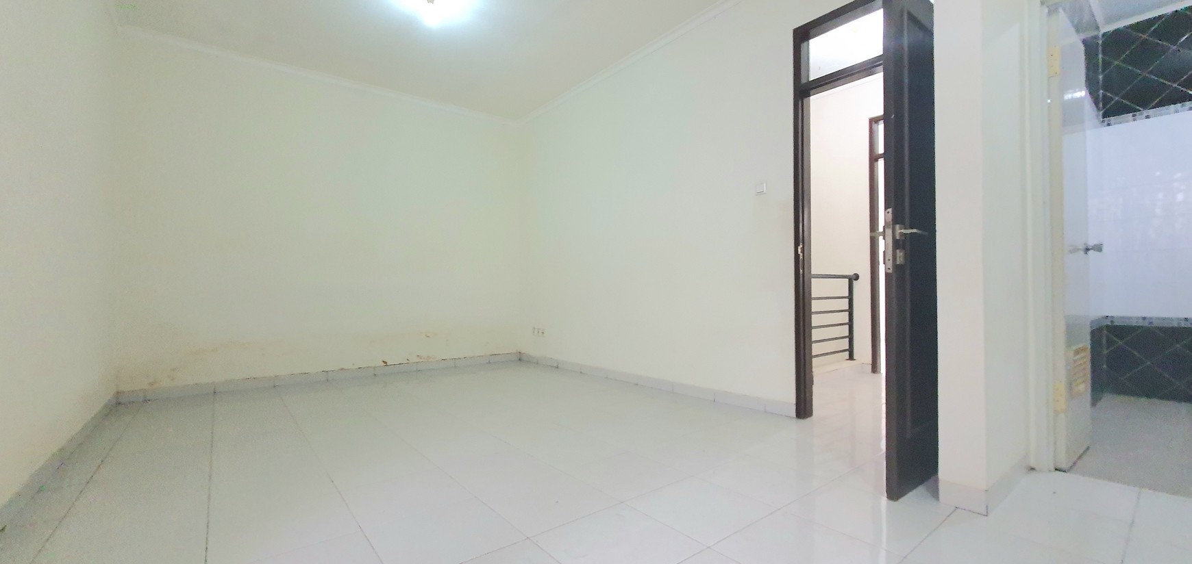 Rumah Gading Arcadia lebar 6, modern minimalis, fully renovated, di kompleks yang rapih dan tenang di Kelapa Gading
