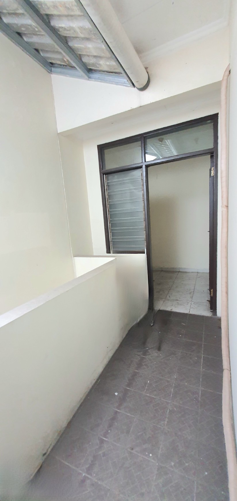 Rumah Gading Arcadia lebar 6, modern minimalis, fully renovated, di kompleks yang rapih dan tenang di Kelapa Gading