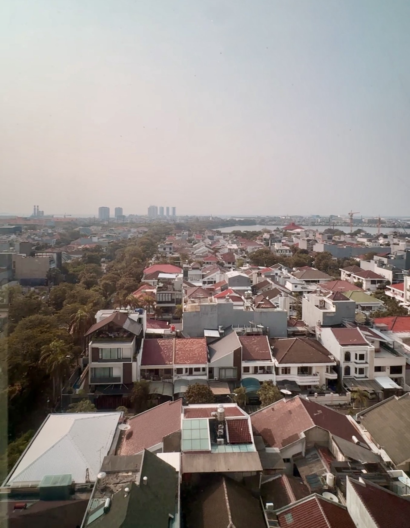 Dijual  Apartemen Aston Pluit, Jakarta Utara