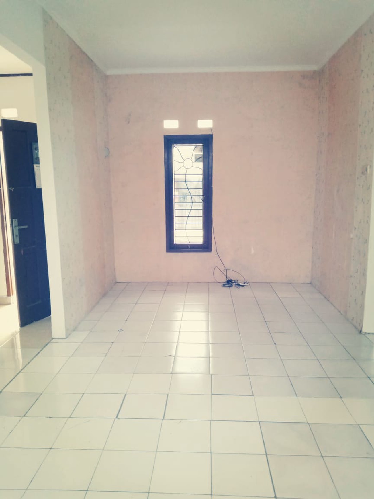 Rumah Siap Huni SHM Lokasi Strategis 10 Menit ke Stasiun Depok Lama