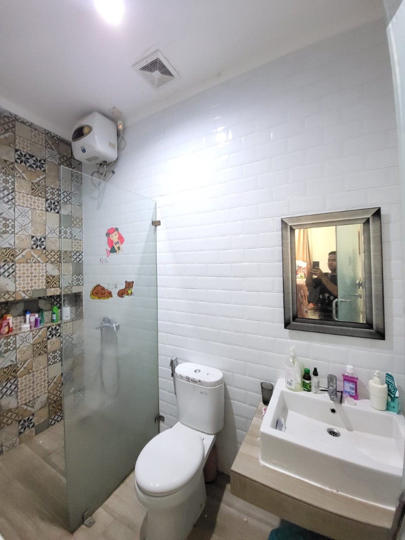 Rumah 2 lantai,ada swimming pool di Bintaro Jaya 9