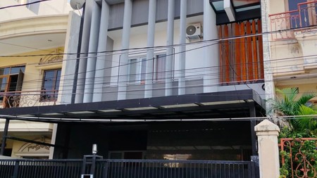 For Sale Rumah Minimalis di Sunrise Garden Jl. Surya Mustika, Jakarta Barat