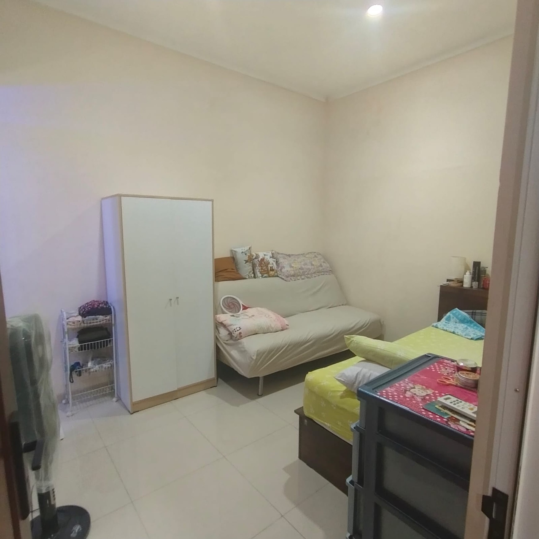 For Sale Rumah Minimalis di Sunrise Garden Jl. Surya Mustika, Jakarta Barat