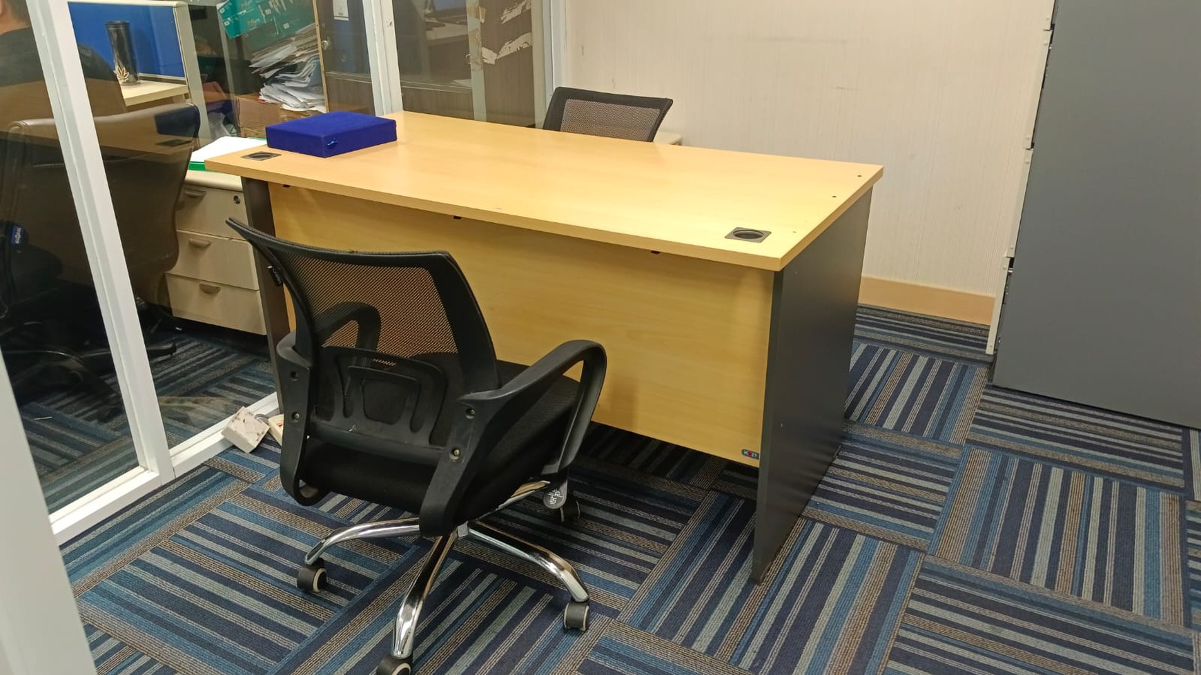 Ruang Unit Kantor 18 Offices Park