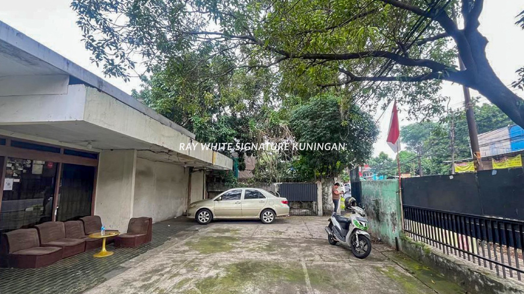 Di Jual Rumah Tua Hitung Tanah Jl. Ciputat Raya Kebayoran Lama