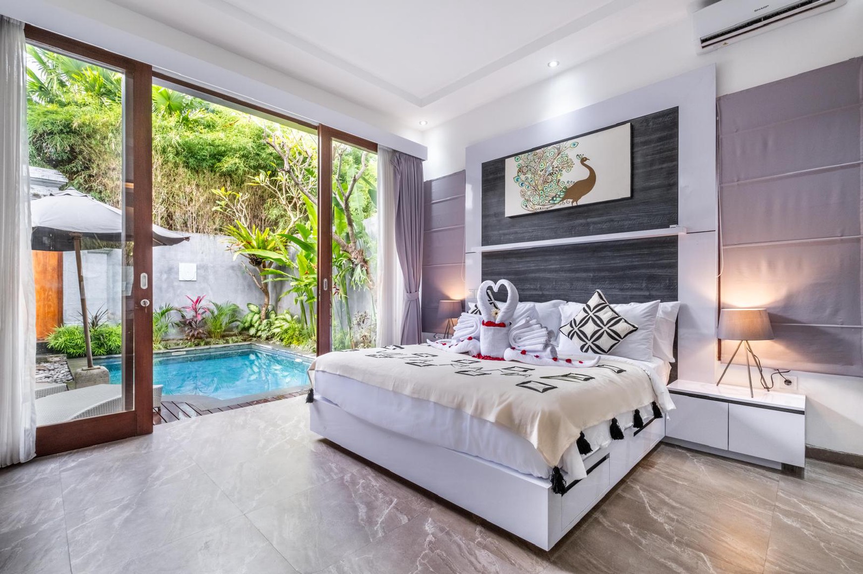 Leasehold Villa 2 Bedrooms In Heart Seminyak