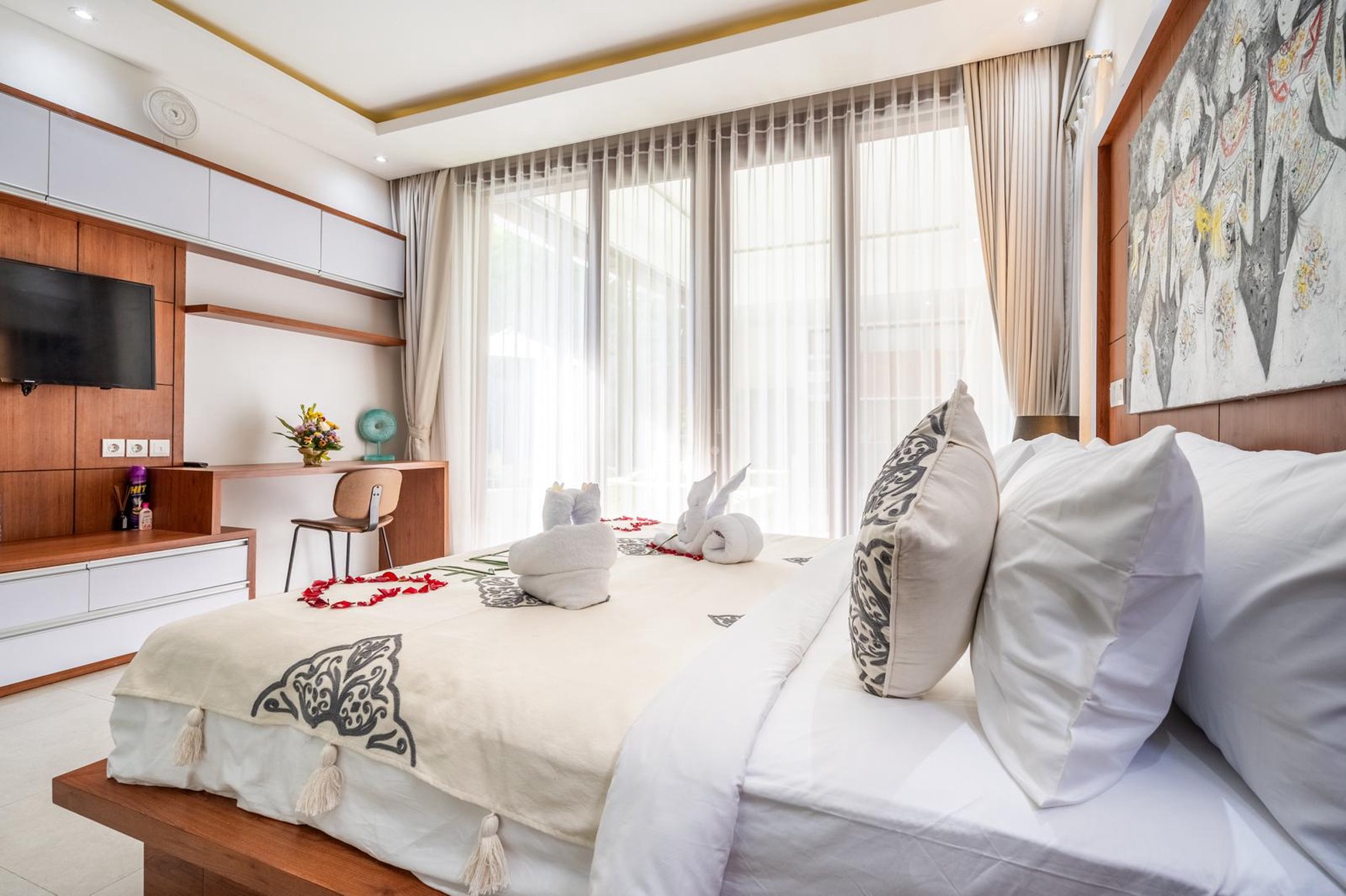 Leasehold Villa 2 Bedrooms In Heart Seminyak