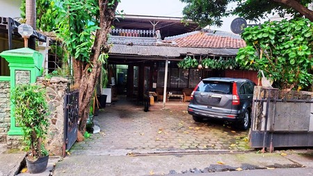 Rumah 2 Tingkat SHM Cocok untuk Kos-kosan di Tebet, Jaksel