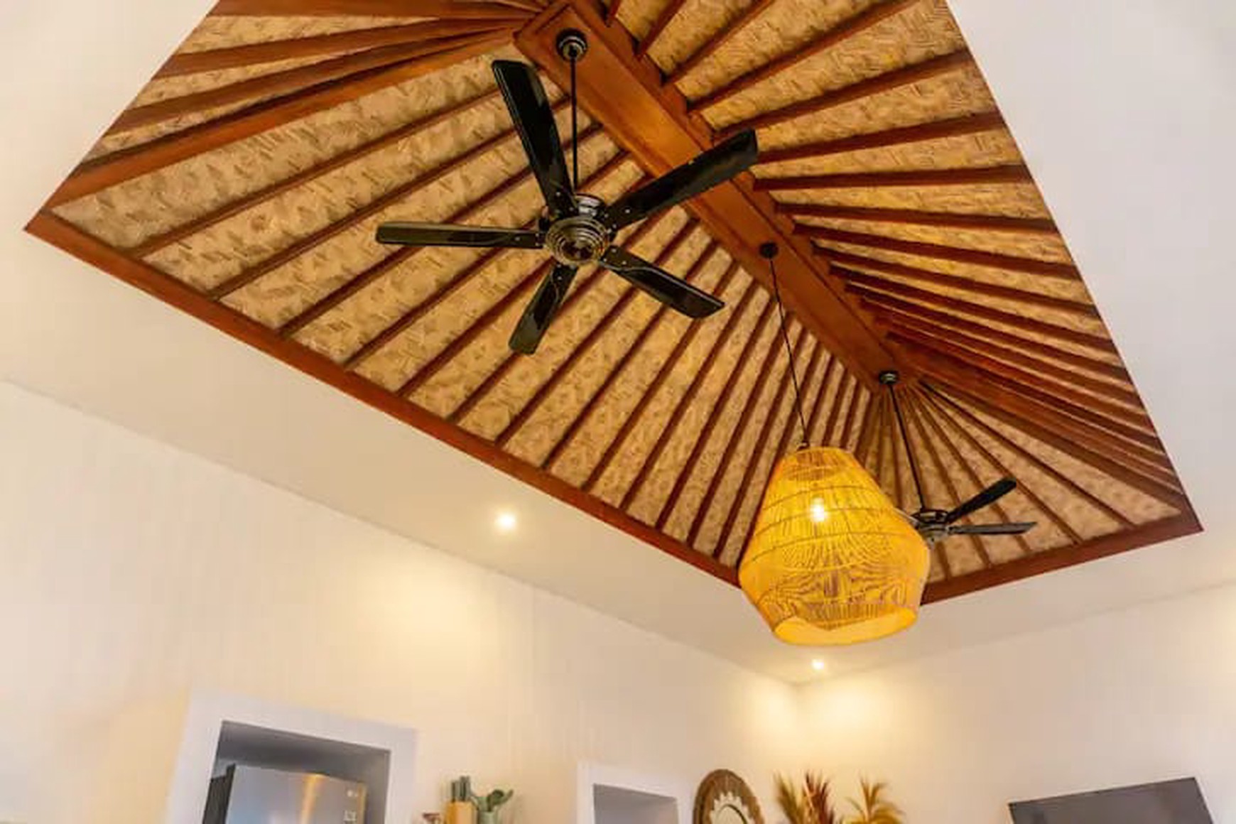 Charming 2-Bedroom Leasehold Villa for Sale in Ubud - Serene Rice Field Views
