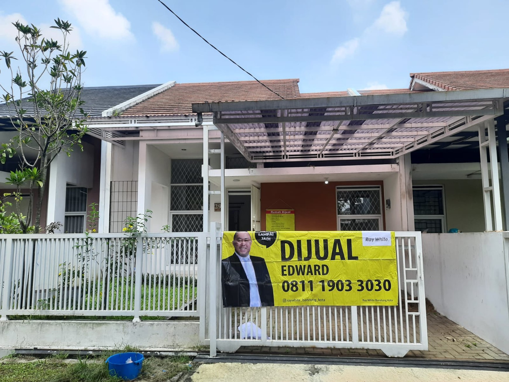 RUMAH NYAMAN DI ARCAMANIK,BANDUNG LOKASI STRATEGIS LINGKUNGAN ASRI 