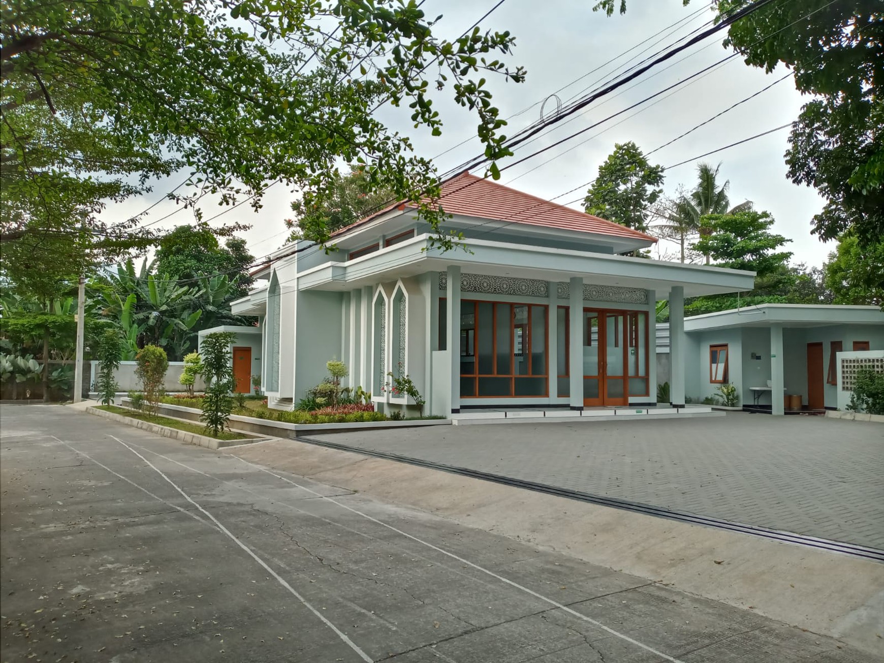 RUMAH NYAMAN DI ARCAMANIK,BANDUNG LOKASI STRATEGIS LINGKUNGAN ASRI 