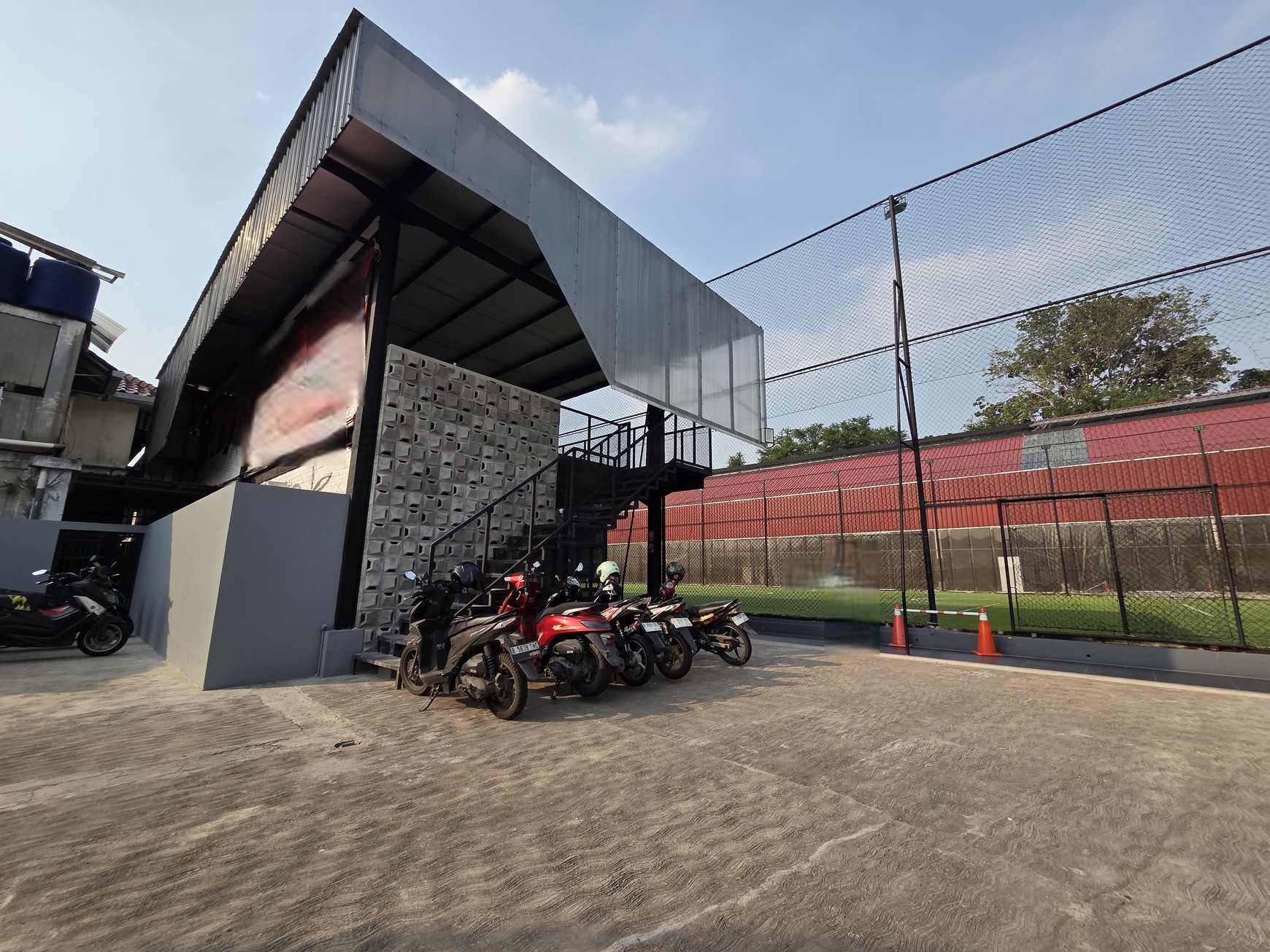 Retail space untuk usaha sport Club di Bintaro.