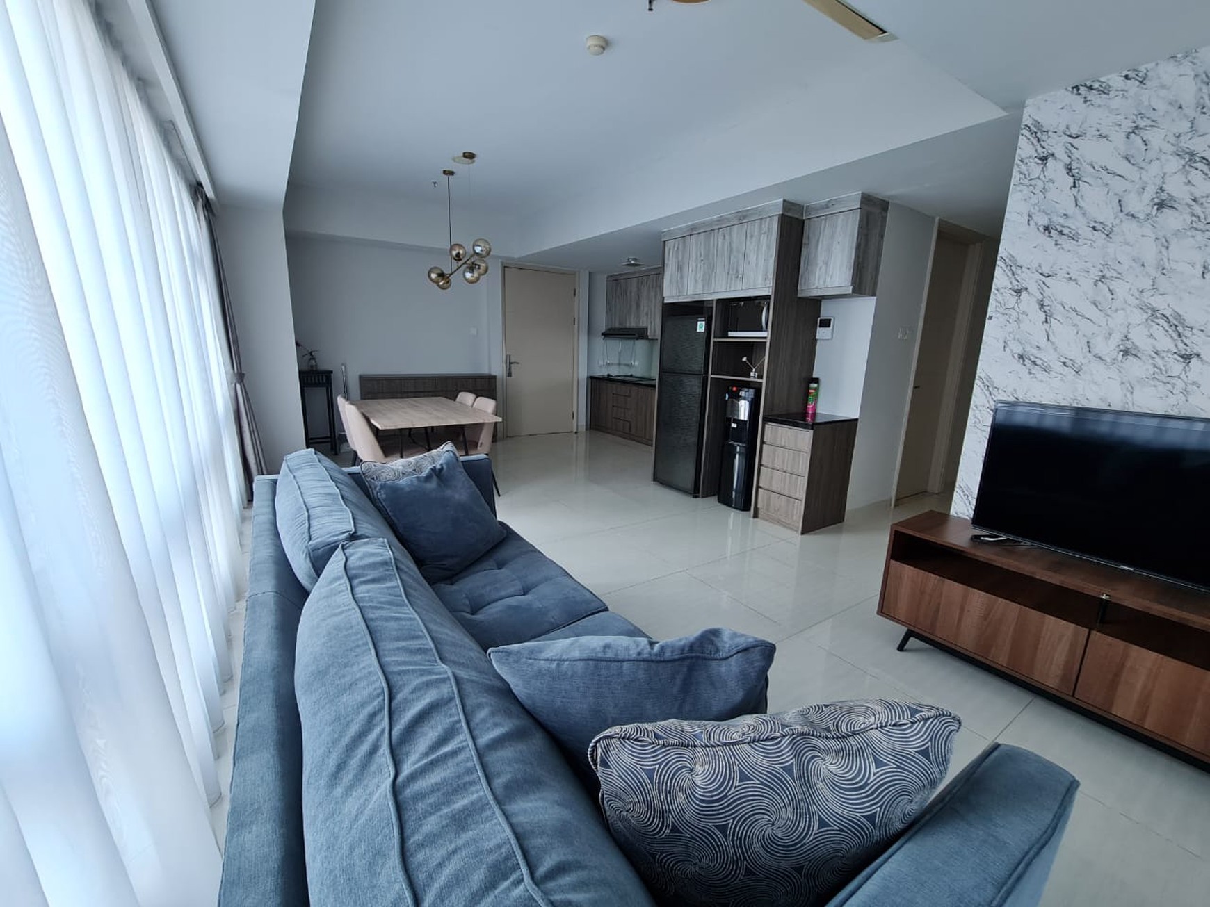 Disewakan Apartemen La Riz Mansion Pakuwon Mall Tipe 3 Bedroom Full Furnished - Lantai 8 Best View