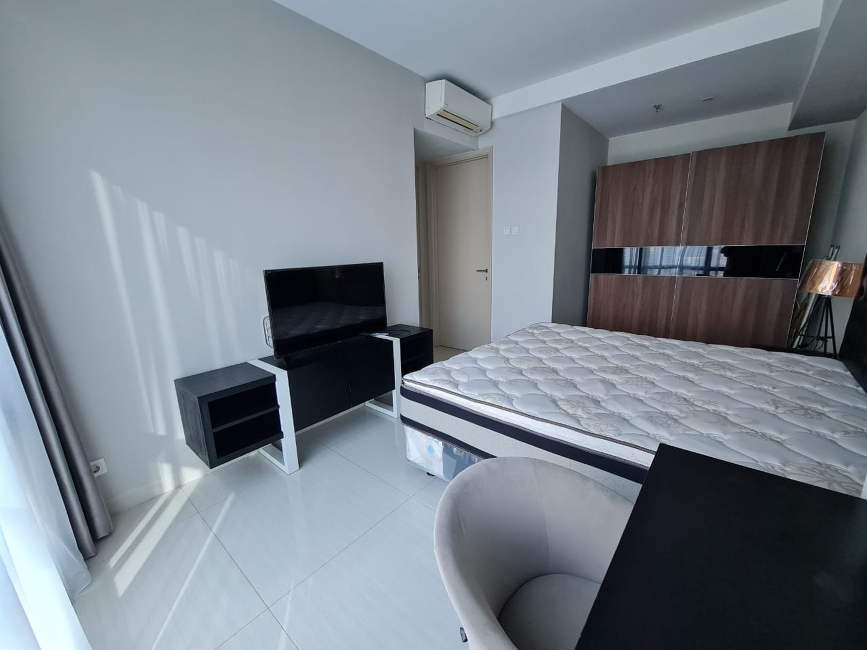 Disewakan Apartemen La Riz Mansion Pakuwon Mall Tipe 3 Bedroom Full Furnished - Lantai 8 Best View