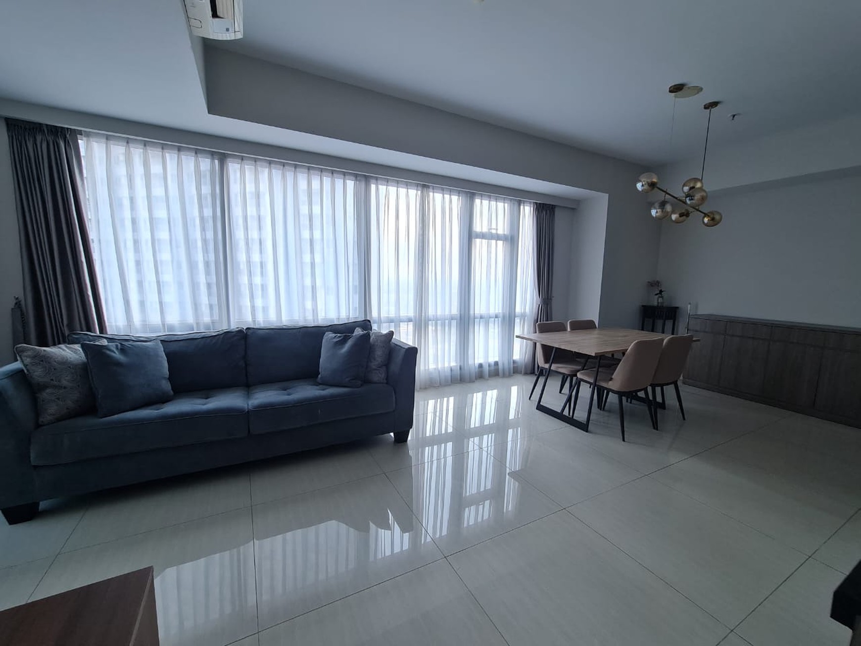 Disewakan Apartemen La Riz Mansion Pakuwon Mall Tipe 3 Bedroom Full Furnished - Lantai 8 Best View