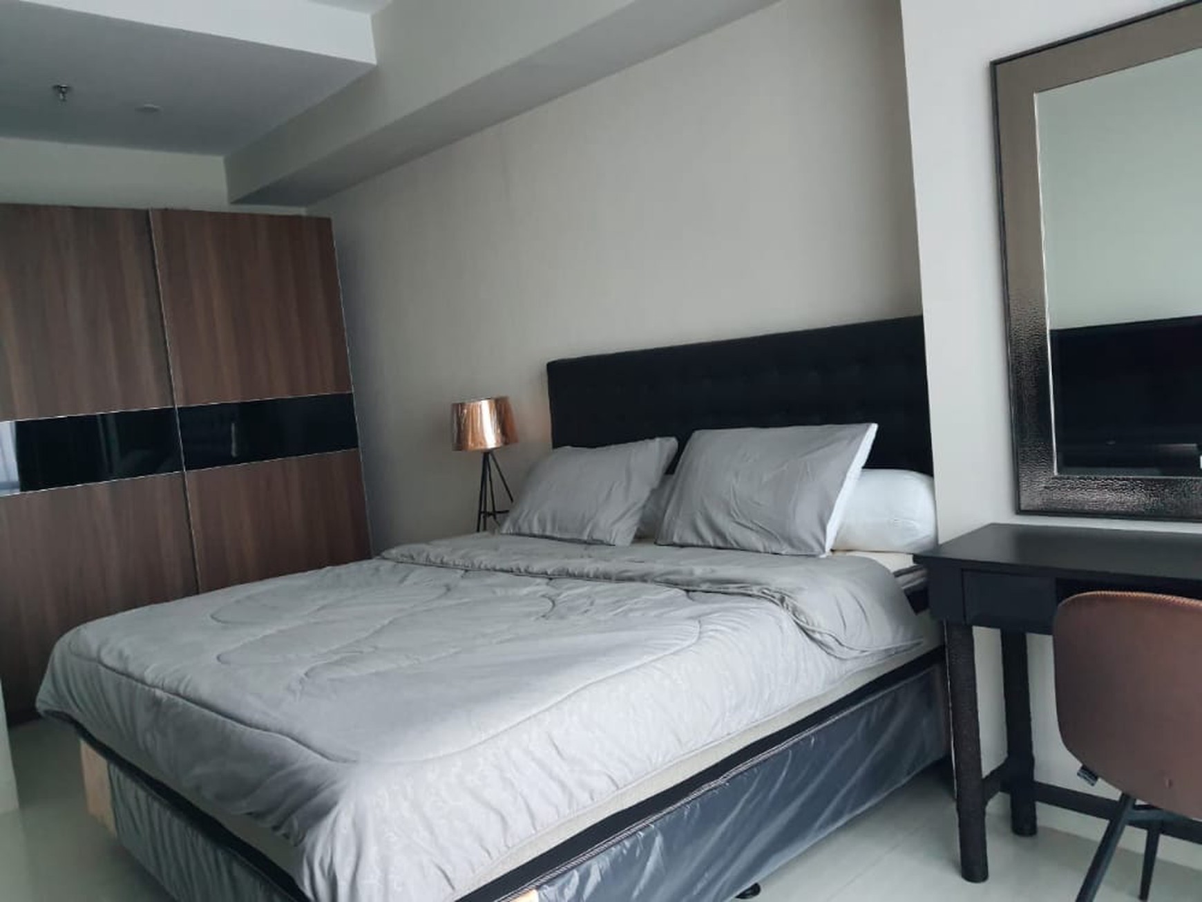Disewakan Apartemen La Riz Mansion Pakuwon Mall Tipe 3 Bedroom Full Furnished - Lantai 8 Best View