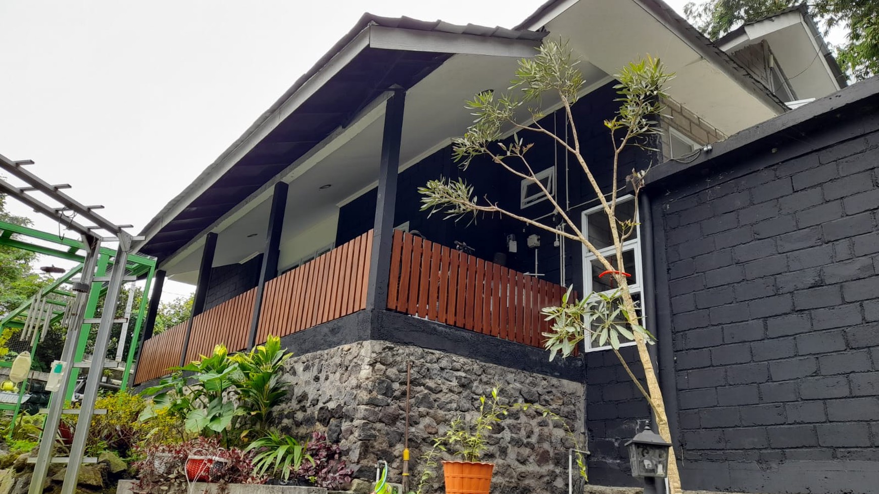 Rumah Tinggal semi Furnish 942 Meter Persegi Diarea Wisata Kaliurang Girikerto Turi Sleman