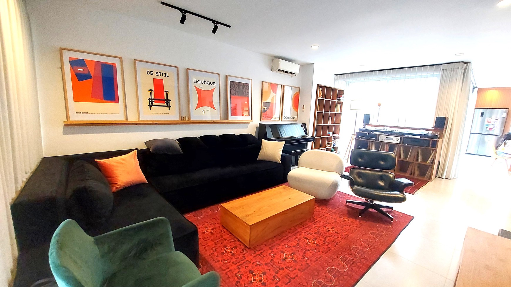 Rumah Cantik Design Modern di Cluster Premium Bintaro Pesanggrahan Jakarta Selatan