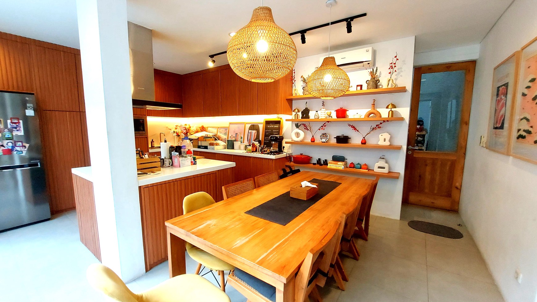 Rumah Cantik Design Modern di Cluster Premium Bintaro Pesanggrahan Jakarta Selatan