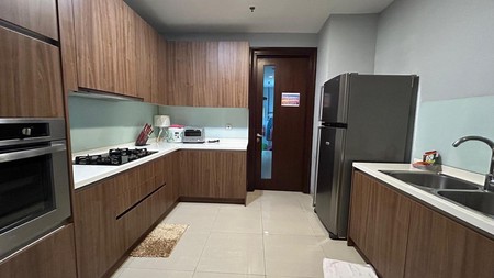 DIJUAL APARTEMEN DI PAKUBUWONO VIEW Redwood 