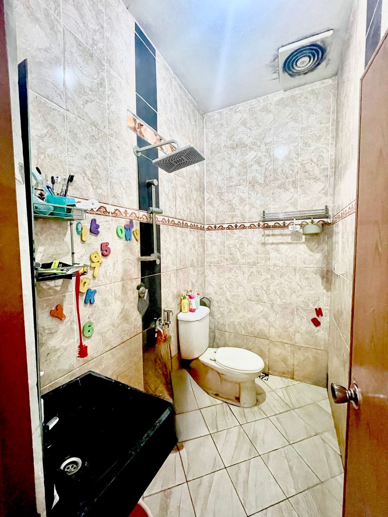 Rumah Cluster Cantik Bebas Banjir Jatiwaringin Pondok Gede Kota Bekasi