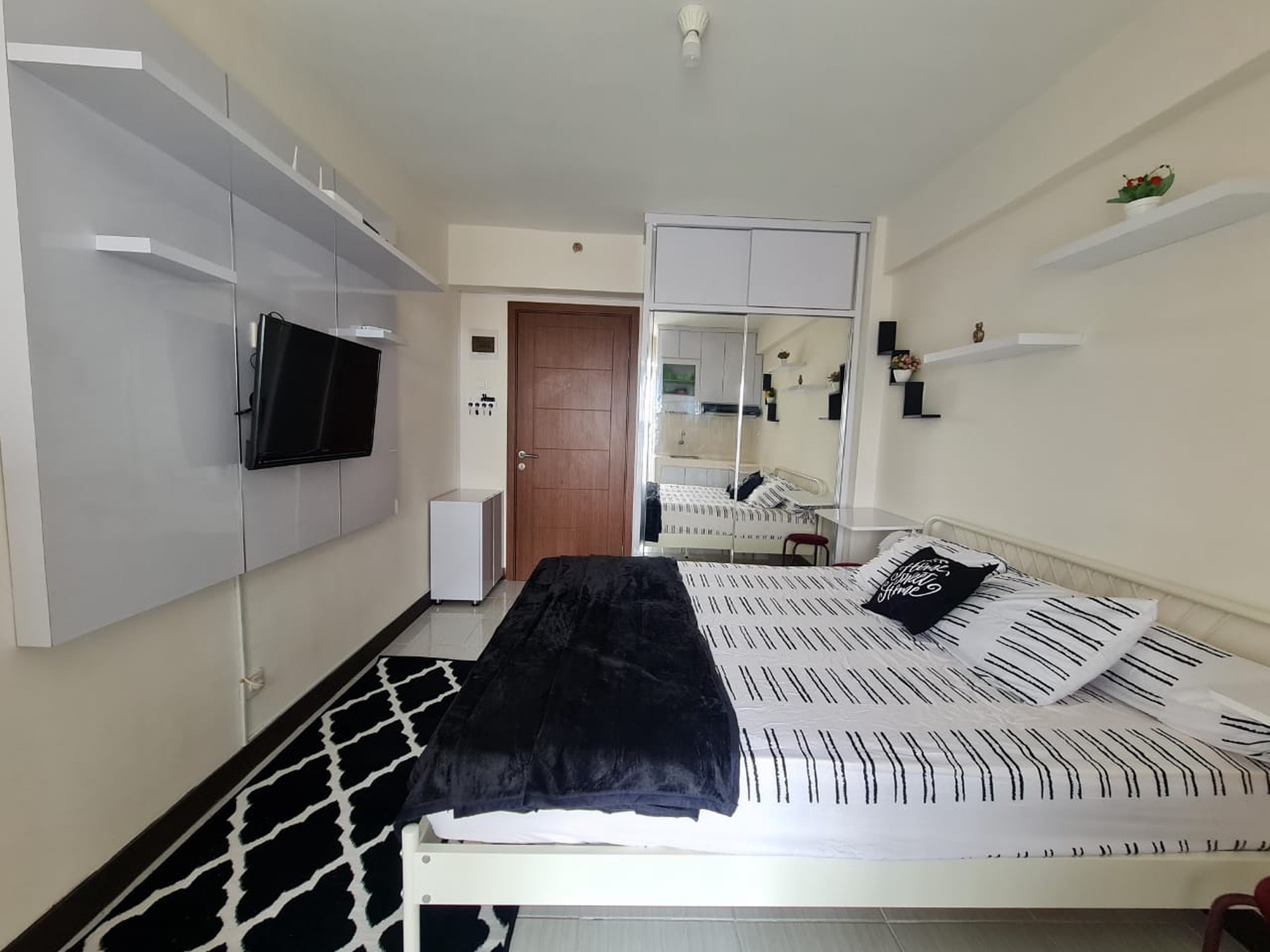 DIJUAL APARTMENT  T. Studio  CINERE RESORT APARTEMEN