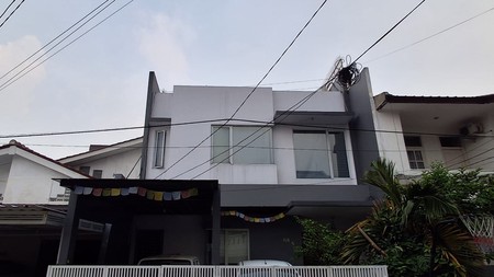 DIJUAL RUMAH SIAP HUNI 2 LANTAI BONA INDAH - lokasi STRATEGIS.