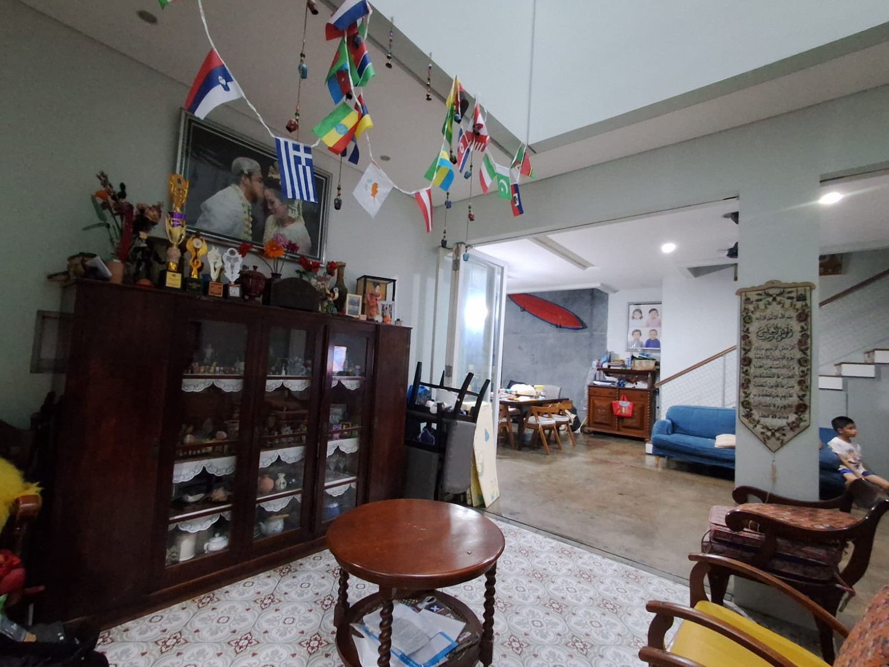 DIJUAL RUMAH SIAP HUNI 2 LANTAI BONA INDAH - lokasi STRATEGIS.