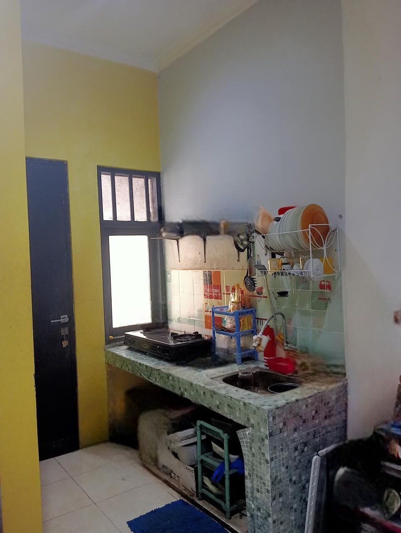DIJUAL RUMAH 2 Lt. HARGA DIBAWAH PASARAN Lokasi STRATEGIS - di Pangkalan Jati