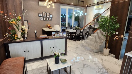 Dijual  Rumah Baru Renovasi Furnish  Pakuwon Ritz Embassy Surabaya