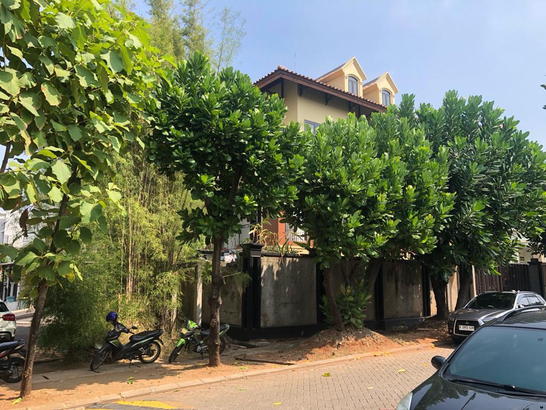 Rumah Bagus Di Walet Permai Pantai Indah Kapuk Jakarta Utara