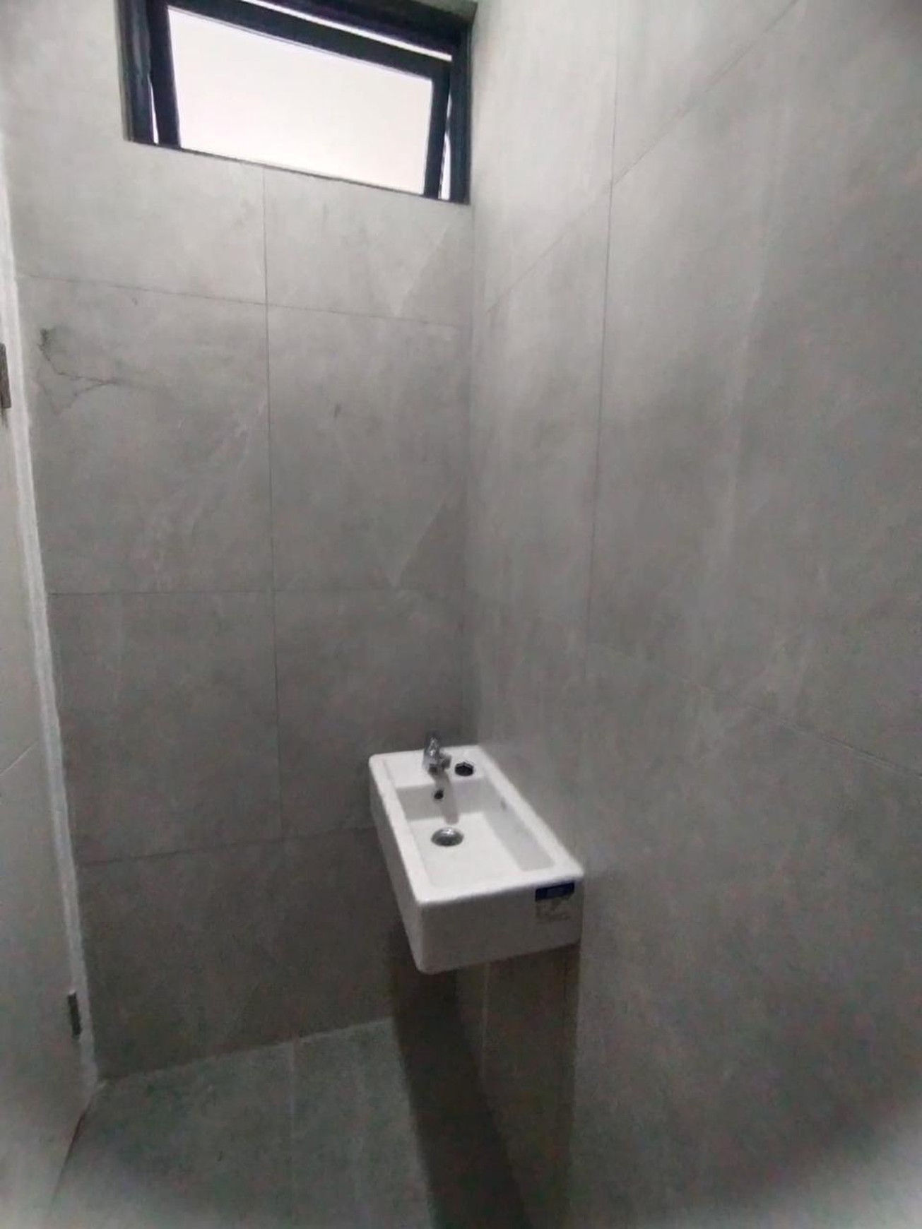 Rumah Bagus Di Melia Hyra Graha Raya Bintaro Jaya