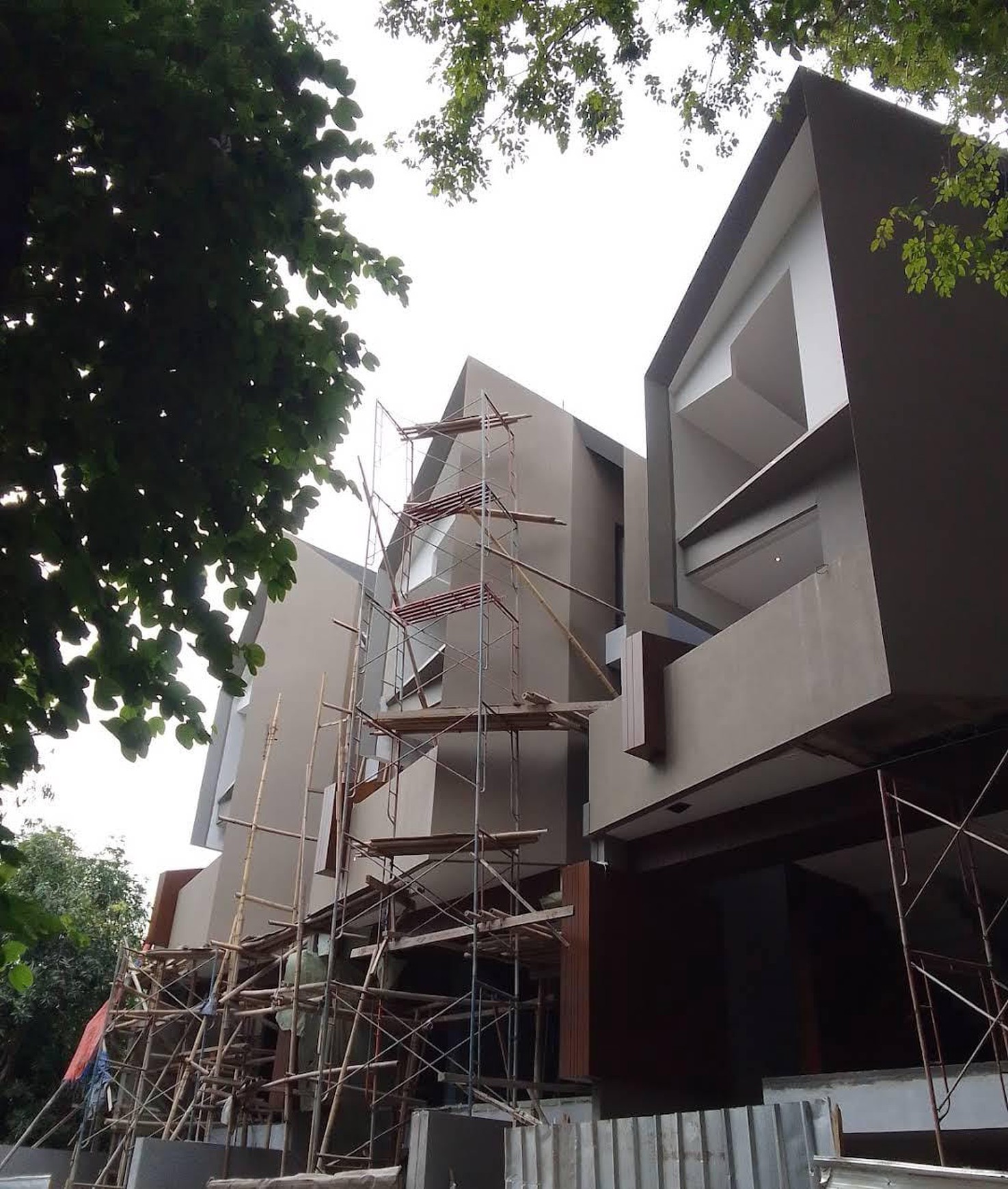 Rumah Bagus Di Rowhouse Kemang, Jl Arco Raya, Cipete Jakarta Selatan