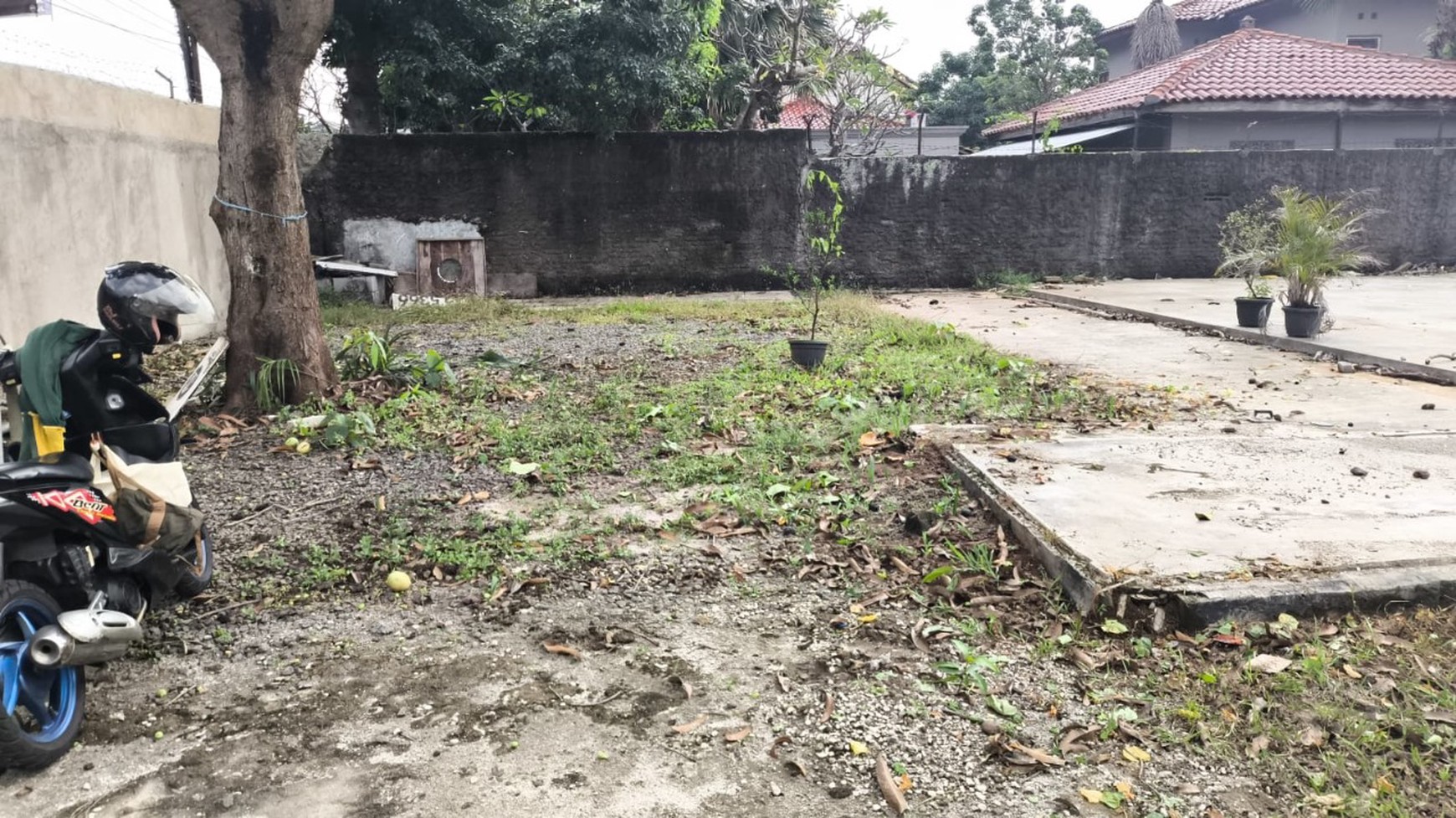 Kavling Luas di Jl H Adam Malik, Kreo Selatan, Larangan, Tangerang. Tiga Menit dari Halte TJ Petukangan D'MASIV