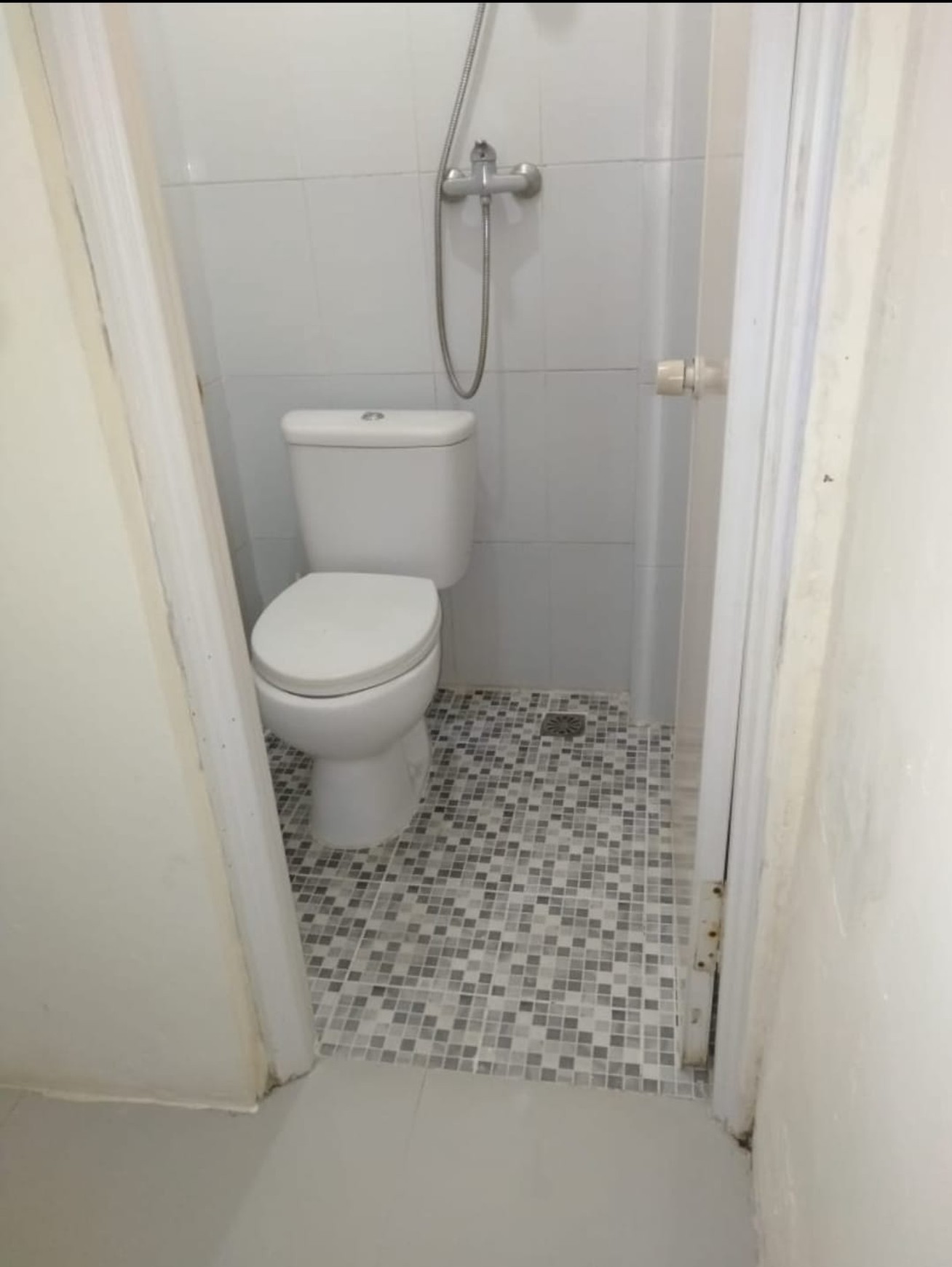 Rumah Kost di Tomang Jakbar