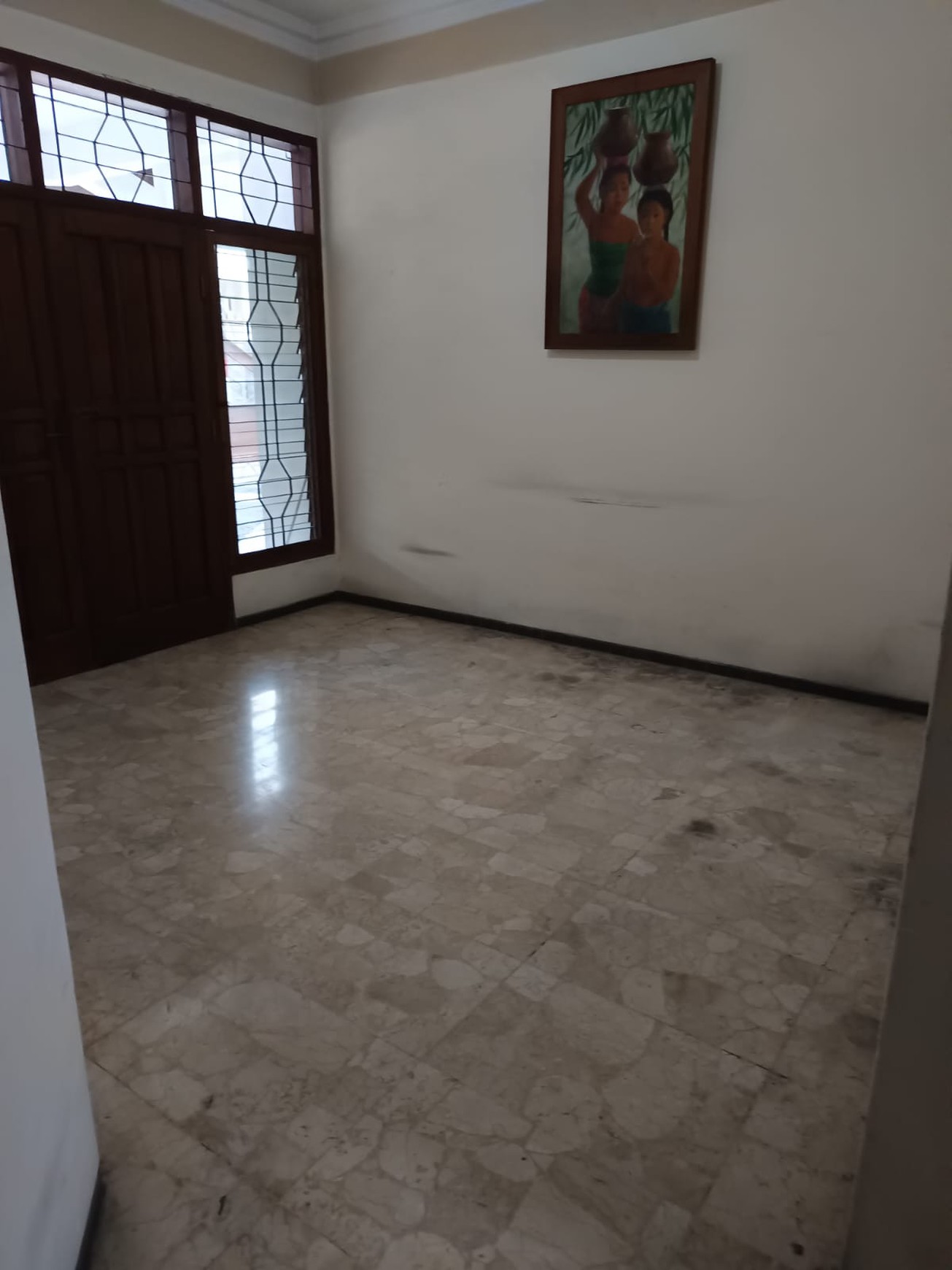 Dijual Rumah 2 lantai di Klampis Indah